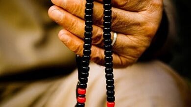 الأوراد اليومية والأذكار اليومية: أهميتها وفوائدها وفق القرآن والسنة