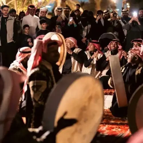 يالعين لك بالهوى لفته